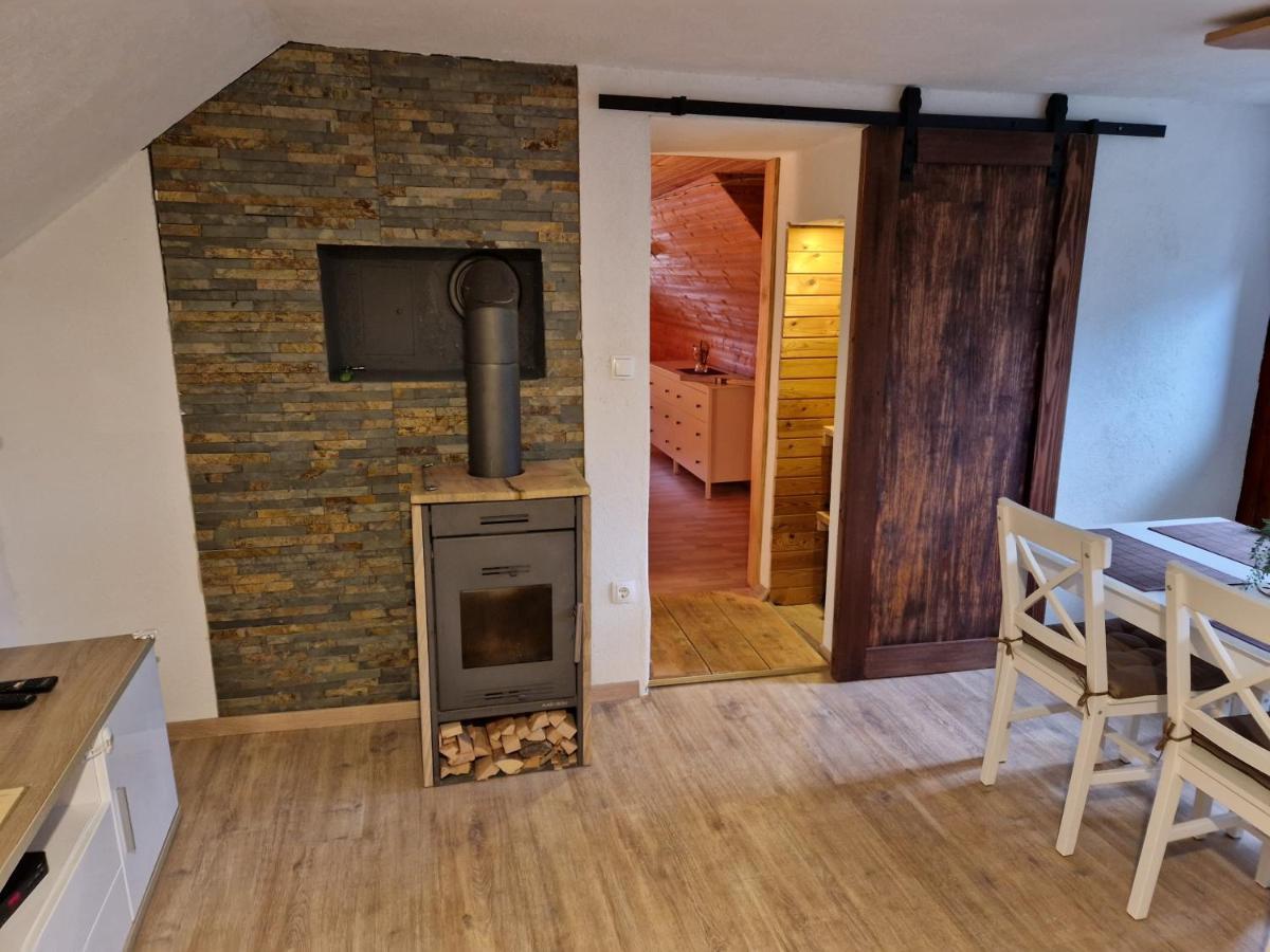 Appartement Koca Na Pikovem à Crna na Koroskem Extérieur photo